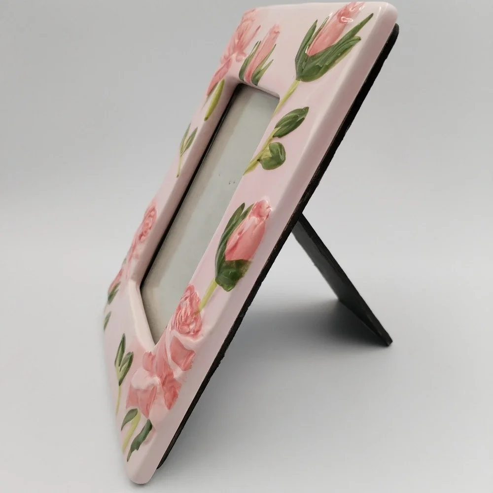 Pink Porcelain Picture Frame with‎ Pink Roses 3.5